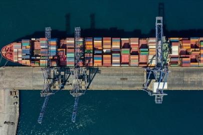 İhracatın yüzde 56,3'ü gemilerle yapıldı