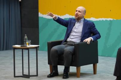 Necmeddin Bilal Erdoğan gençlerin sorularını yanıtladı