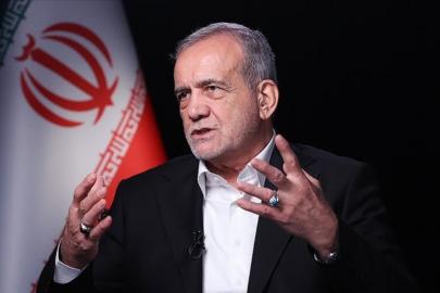 Pezeşkiyan: Halka karşı davranış biçimimizi değiştirmemiz gerekiyor