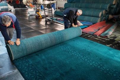 Tokyo Camisi’nin yeni halıları Manisa Demirci’de dokundu