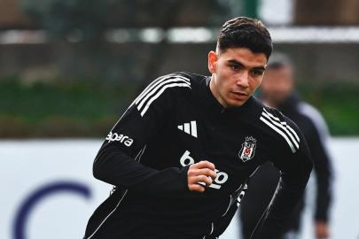 Yasin Özcan, Beşiktaş'ta ilk idmanına çıktı