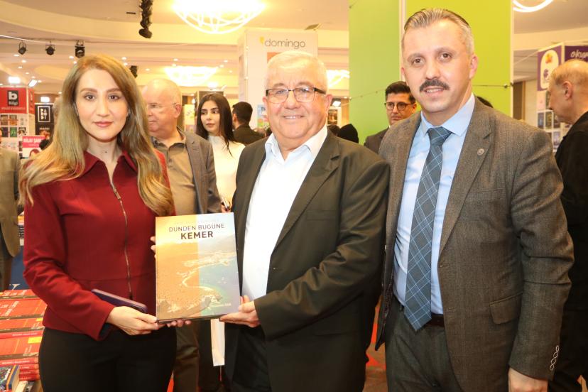 Akra Kitap Günleri'ne yoğun ilgi