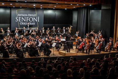 Antalya Devlet Senfoni Orkestrası sanatseverlerle buluştu