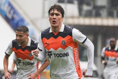 Eldor Shomurodov, gol krallığı yarışında zirveye ortak oldu