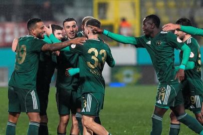 Esenler Erokspor'a Ümraniyespor karşısında tek gol yetti