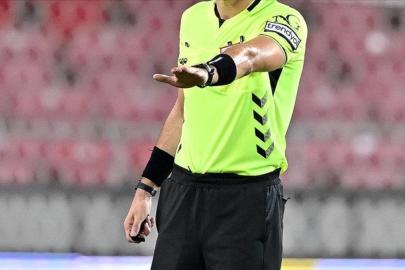 Eski hakemler, Beşiktaş-Konyaspor maçının tartışmalı pozisyonunu yorumladı