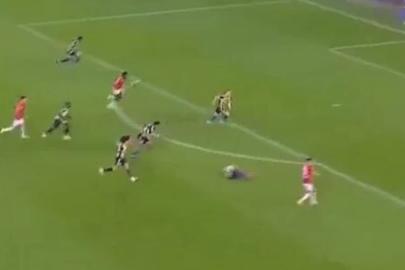 Oğulcan Ülgün, Fenerbahçe taraftarından alkış aldı