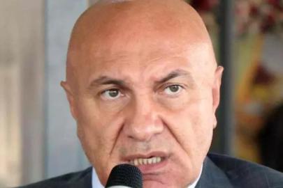 Yüksel Yıldırım: Bazı futbolcularla yolları ayıracağız