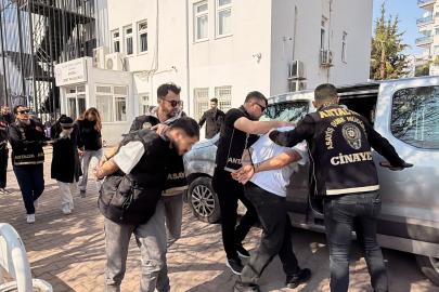 Antalya'daki silahlı saldırının şüphelileri, Mersin'de yakalandı