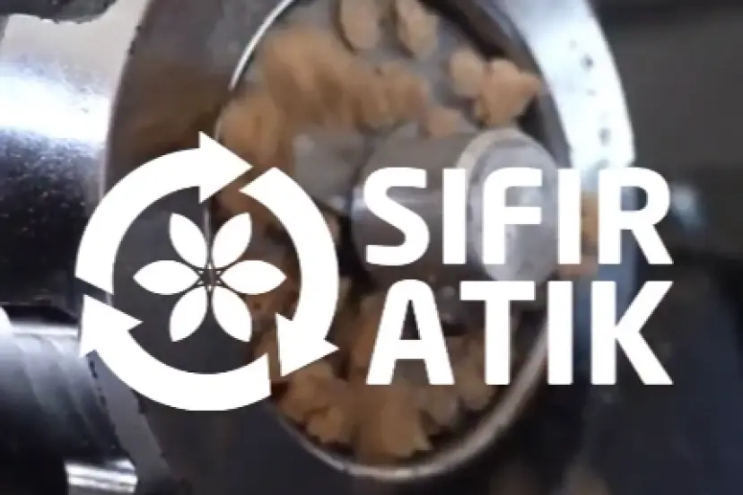 Bakan Çiftçi'den sıfır atık mesajı... Atıktan 18 ton mama üretimiyle israfa karşı yeni adım