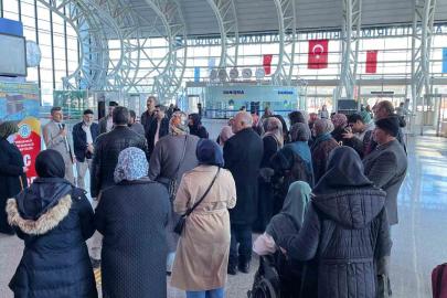 Erzincan’dan umre yolcuları dualarla uğurlandı