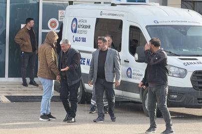 Konteynerdeki yangında ölen anne ile 5 çocuğunun cenazeleri teslim alındı