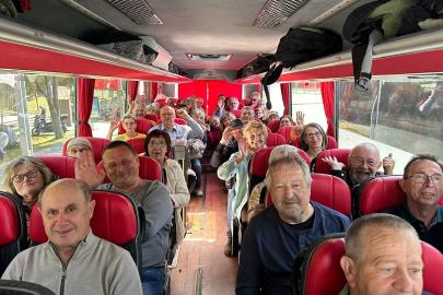 Avusturyalı emekli turistler bu senede Marmaris'i tercih etti; ilk kafile geldi