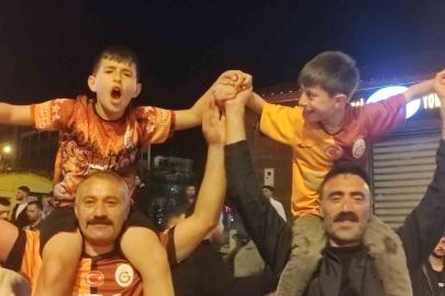 Galatasaray’ın Fenerbahçe galibiyeti sonrası Ardahan’da büyük coşku