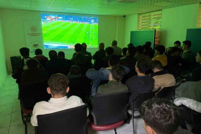 Hasköy Gençlik Merkezi’nde milli maç heyecanı