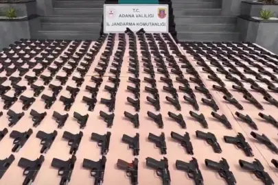 Jandarma’dan dev operasyon... 1.107 ruhsatsız tabanca ele geçirildi