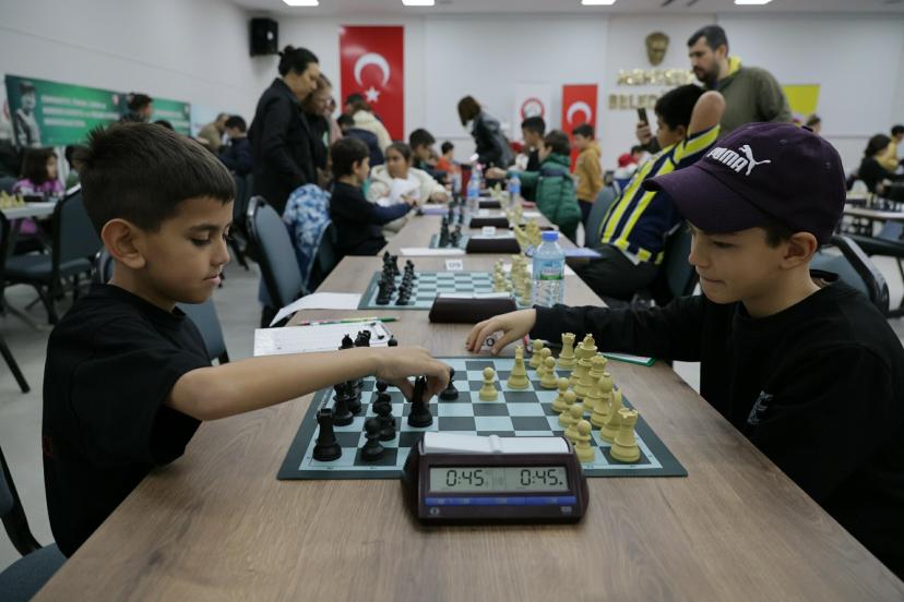 Menteşe'de 23 Nisan satranç turnuvası ile kutlandı