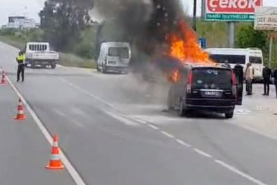 Seyir halindeki hafif ticari araçta çıkan yangın söndürüldü