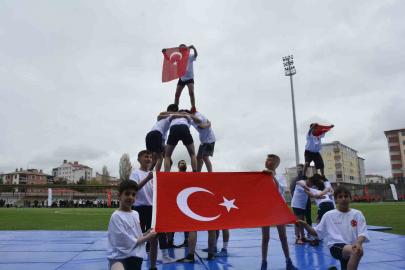 Ardahan’da 19 Mayıs coşkuyla kutlandı