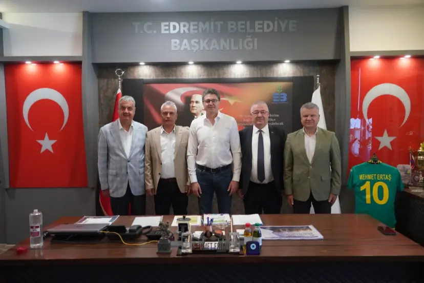 Balıkesir Edremit Belediyesi’nde bayramlaşma coşkusu