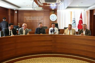 Başkan Aras'tan Fethiye ve Marmaris'te yeni turizm sezonu öncesi iş birliği mesajı