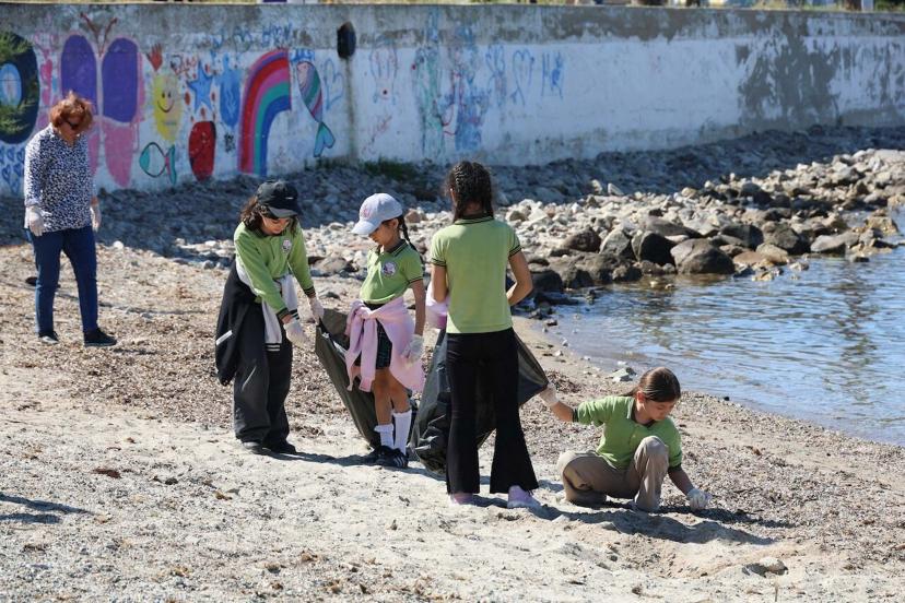 Bodrum'da 'Deniz Çöpleri İzleme ve Kıyı Temizliği Çalışması' yapıldı