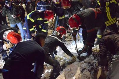 Fas'ta tarihi kentte 4 katlı bina çöktü: 11 ölü, 6 yaralı
