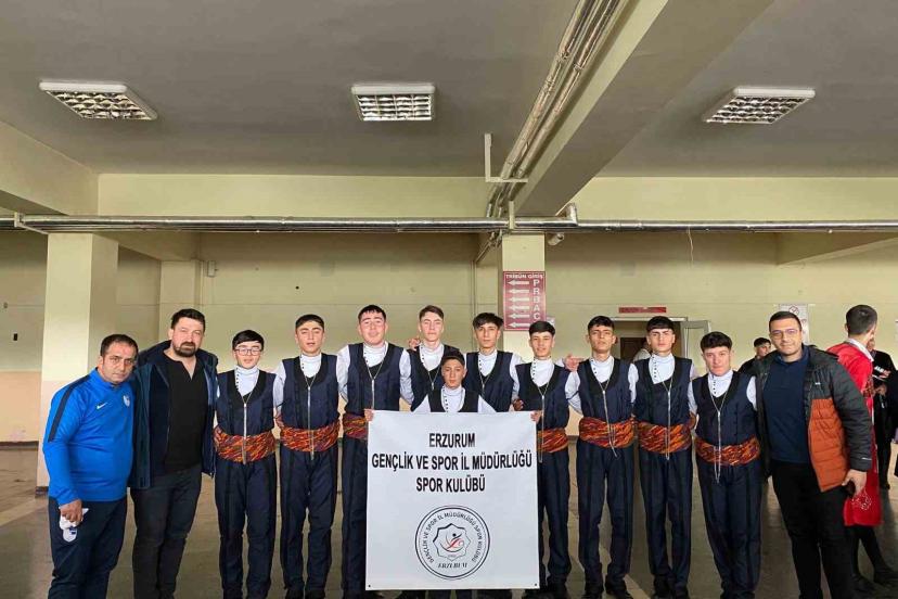 Halk Oyunlarında Erzurum Gençlik Spor ve EKTUD şampiyon