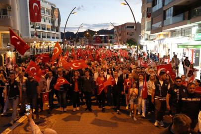 Marmaris'te fener alaylı 19 Mayıs kutlaması