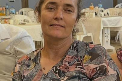 Otomobil, yol kenarında yürüyen kadınlara çarptı; 1 ölü, 2 ağır yaralı