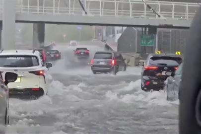 ABD'de şiddetli yağışlar sele yol açtı: 4 ölü
