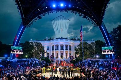 Amerikalıların yüzde 38'i ABD'nin 250 yıl daha ayakta kalacağına inanmıyor