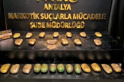 Antalya’da 14,1 kilogram eroin ele geçirildi: 3 kişi tutuklandı