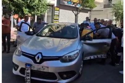 Batman'da trafik kazası: Araçtasıkışan sürücü ekiplerce kurtarıldı