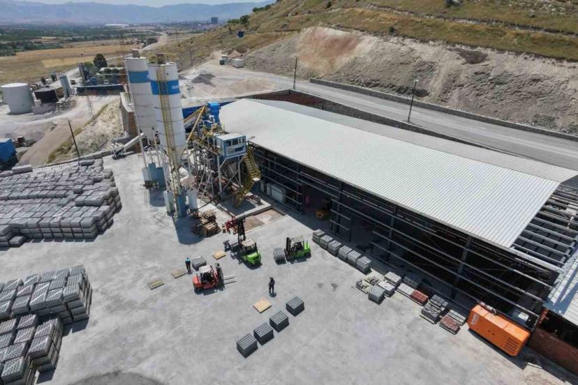 Battalgazi Belediyesi Kilit Taşı ve Bordür Üretim Tesisi üretime başladı