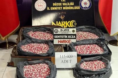 Düzce'de uyuşturucu operasyonu: 115 bin sentetik hap ele geçirildi