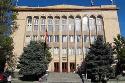 Ermenistan’da seçim krizi: Partiler iptal başvurusunda bulundu