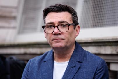 İngiltere'de başbakanlığın en büyük adayı Andy Burnham