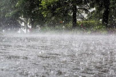 Meteoroloji’den çok sayıda il için kuvvetli yağış uyarısı