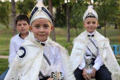 Sünnet heyecanı başladı, uzmanlar uyarıyor