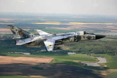 Ukrayna'ya ait bombardıman uçağı düştü: 2 pilot öldü