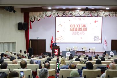 Yükseköğretim Kurulu ve üniversiteler “Geleceğin Meslekleri” için sahaya iniyor