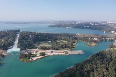Adana'da kızının terliğini almak için girdiği baraj gölünde boğuldu