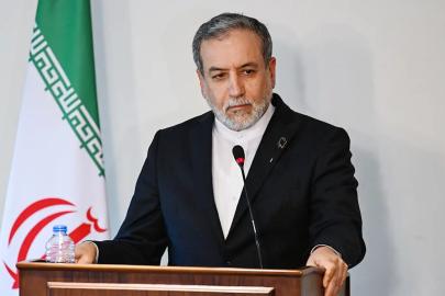 Arakçi, Bakan Fidan ve Ummanlı mevkidaşıyla ABD saldırılarını görüştü
