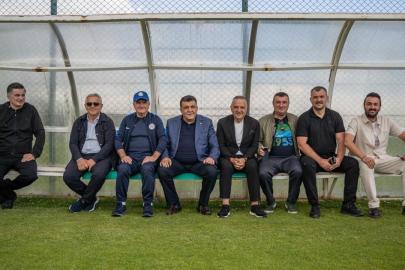 Çaykur Rizespor Başkanı Saruhan’dan Erzurum kampına ziyaret