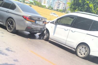 Mersin'in yenişehir ilçesinde maddi hasarlı trafik kazası