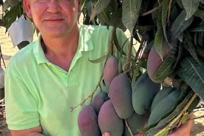 Alanya’da eşini bıçaklayıp, binanın çatısında intihar girişiminde bulundu