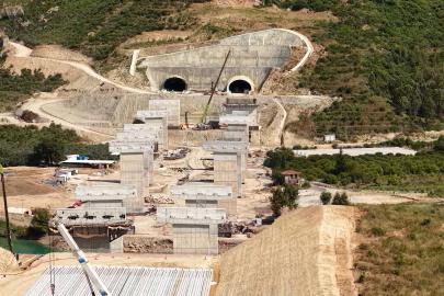 Antalya- Alanya Otoyolu'nun yüzde 30'u tamamlandı
