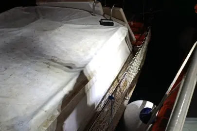 Avcılar açıklarında tekne arızası 6 kişi kurtarıldı