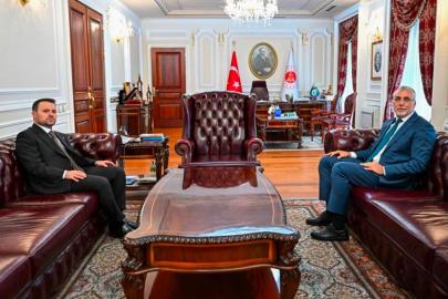 Bakan Gürlek ile Bakan Işıkhan bir araya geldi